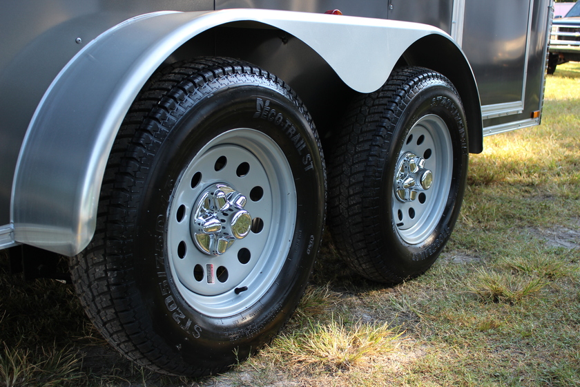 Diamond Cargo 7x12 Tandem Axle - Black Aluminum Treadplate