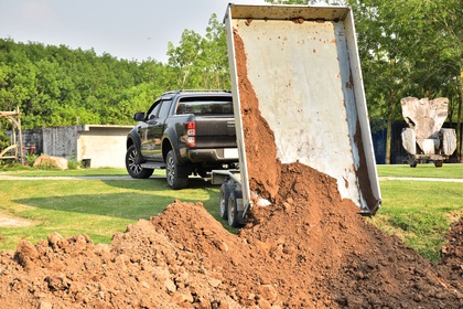 How to Maintain and Extend the Life of a Dump Trailer