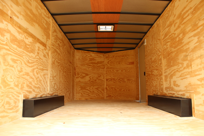 Diamond Cargo 8x18 Tandem Axle - Barn Doors